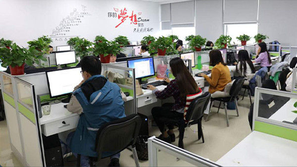 चीन Guangzhou Jinhongjie Auto Parts Co., Ltd. कंपनी प्रोफाइल